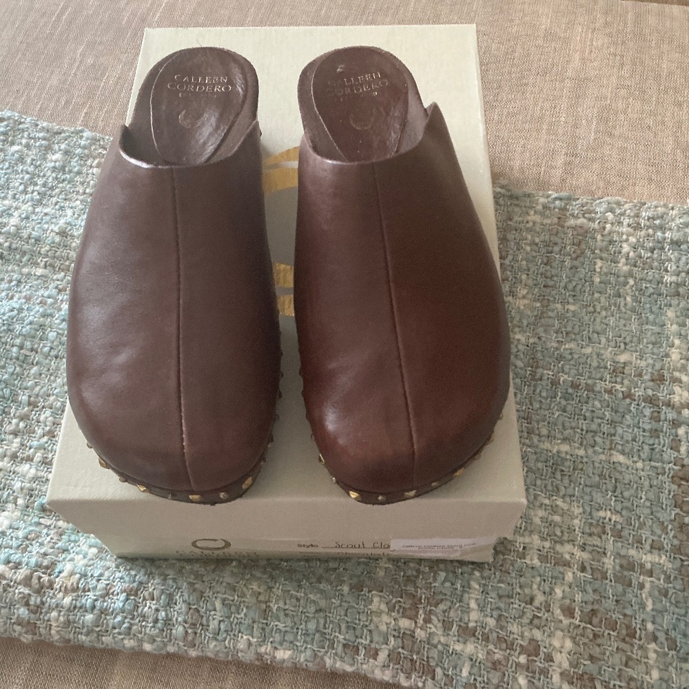CALLEEN CORDERO HANDMADE SCOUT CLOGS